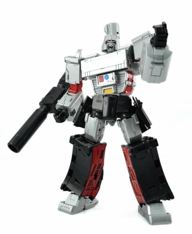 Maketoys MTRM-08 Despotron 44% OFF with FREE Evil Leader Throne!
